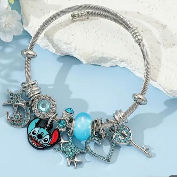 Disneys Lilo & Stitch Necklace & Bracelet Set - Picture 4 of 5